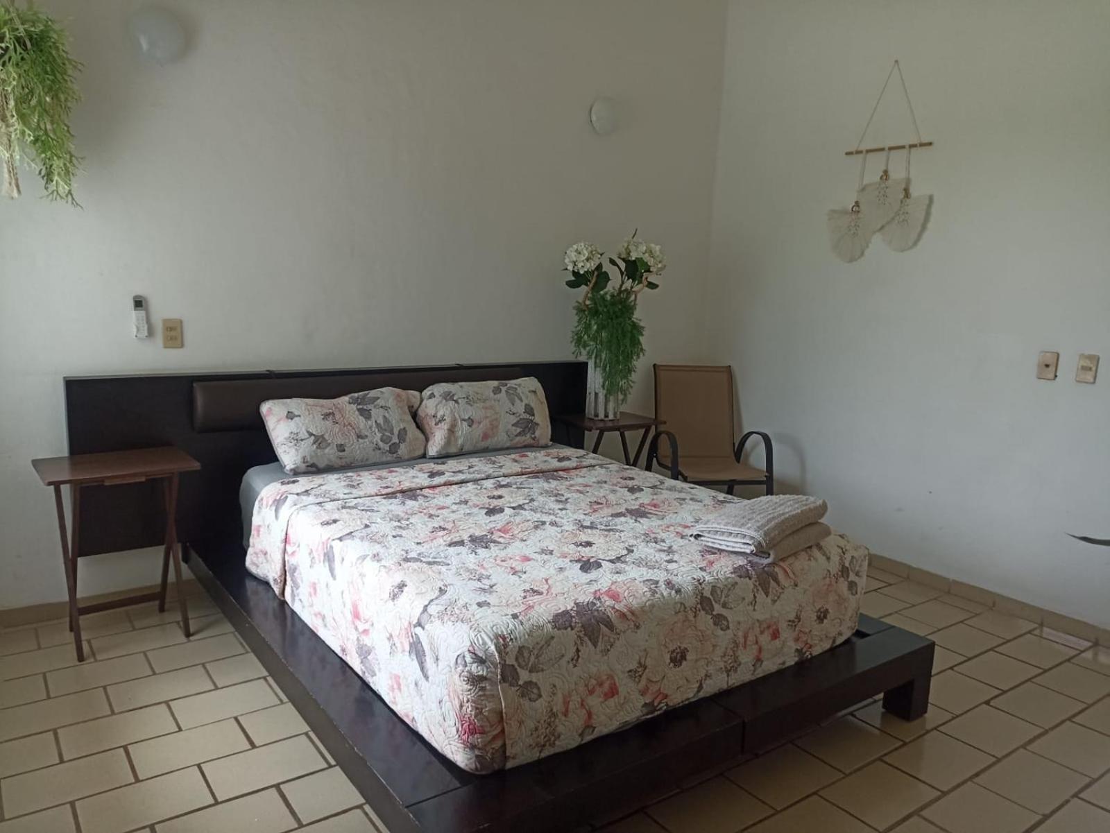 Hermoso Apartamento En Manzanillo Con Alberca Y Cancha De Tenis, Ideal Para Relajarse Y Disfrutar De Una Escapada Tranquila En El Paraiso Tropical Eksteriør billede