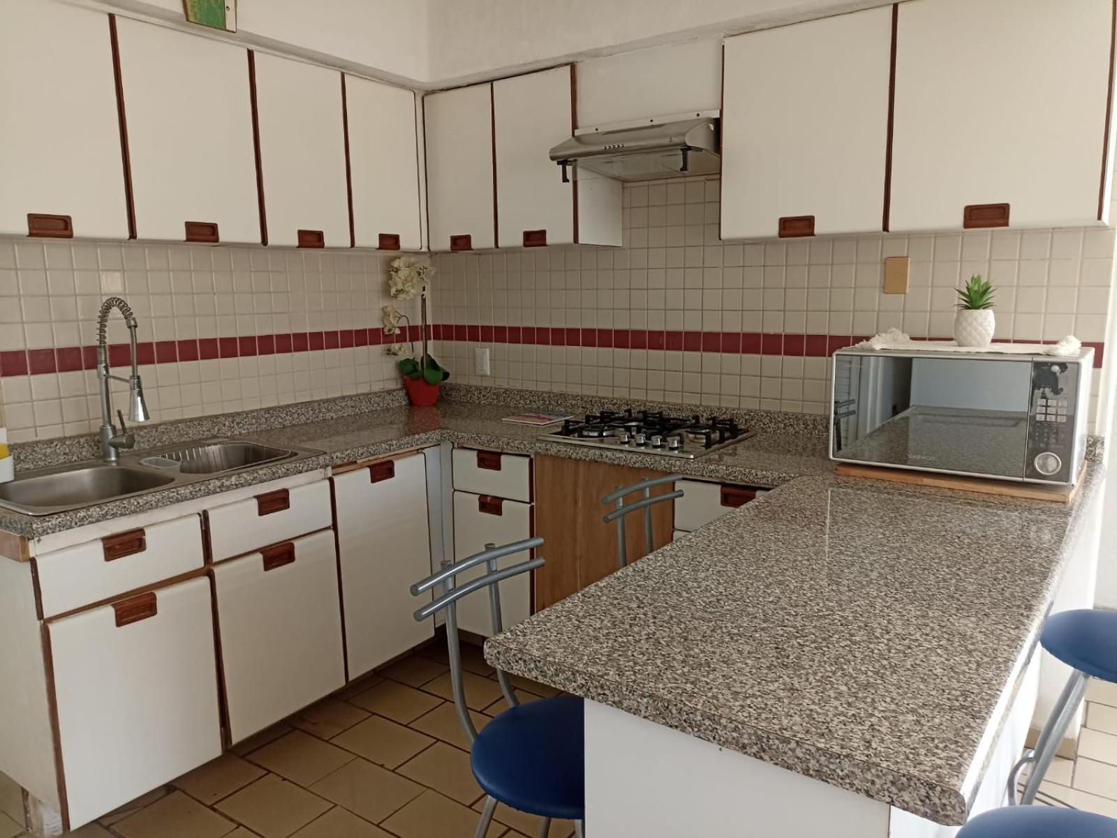 Hermoso Apartamento En Manzanillo Con Alberca Y Cancha De Tenis, Ideal Para Relajarse Y Disfrutar De Una Escapada Tranquila En El Paraiso Tropical Eksteriør billede